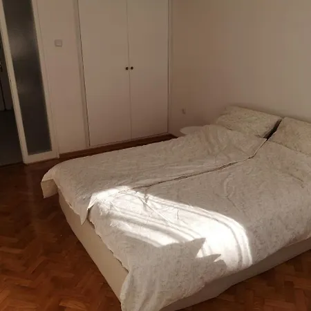 Base Belgrade